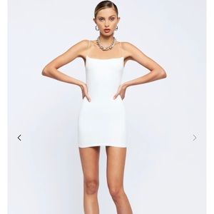 Bundle Lioness dresses